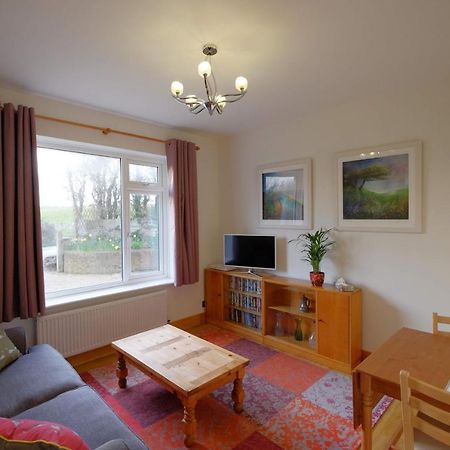 The Annex Apartment Milford on Sea Exterior photo